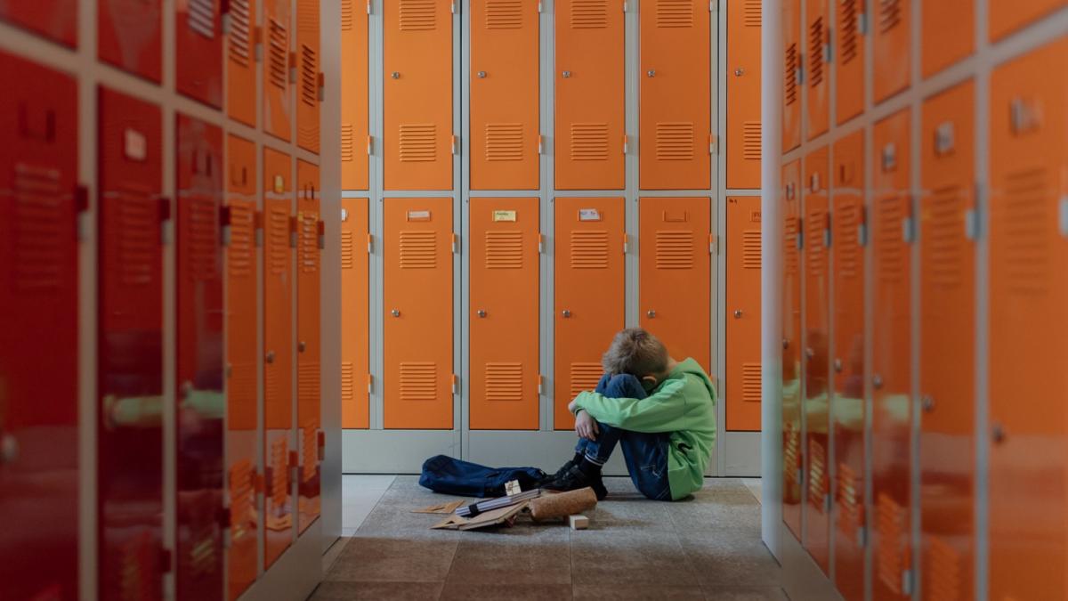 igpr a lansat o linie de urgenta cu suport psihologic gratuit pentru elevi parinti si profesori