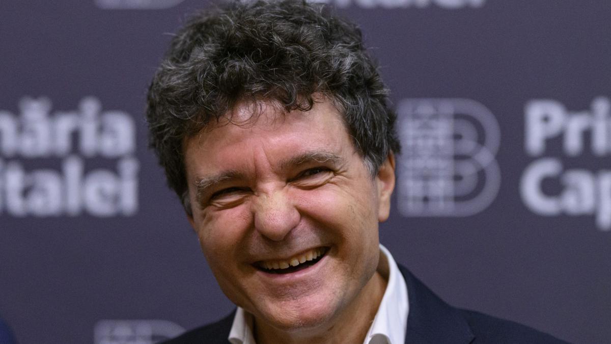 nicusor dan a dezvaluit ce salariu are ca primar general al capitalei cat castiga angajatii pmb