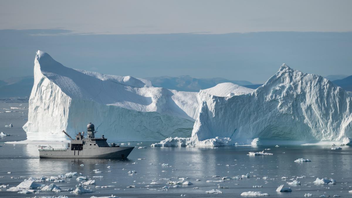 nato vrea sa trimita mai multi militari in arctica pentru a l linisti pe trump ar rezolva problemele de securitate