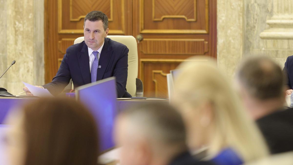 bugetul pe 2025 ajunge in parlament pentru dezbatere reprezentantii bancii mondiale si jp morgan discuta la guvern cu ciolacu