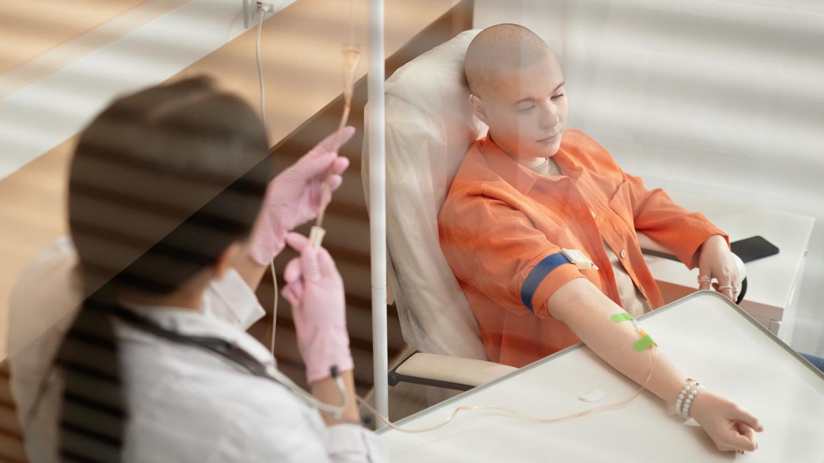 noile tratamente oncologice mult mai putin toxice decat in trecut asta se traduce intr o supravietuire mai buna a pacientului