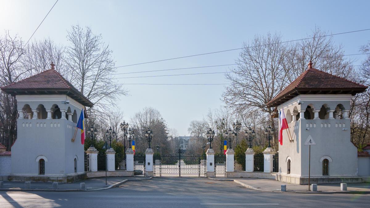 viitorul presedinte va avea cu doua milioane de euro mai putin pentru calatorii decat a avut iohannis in 2024