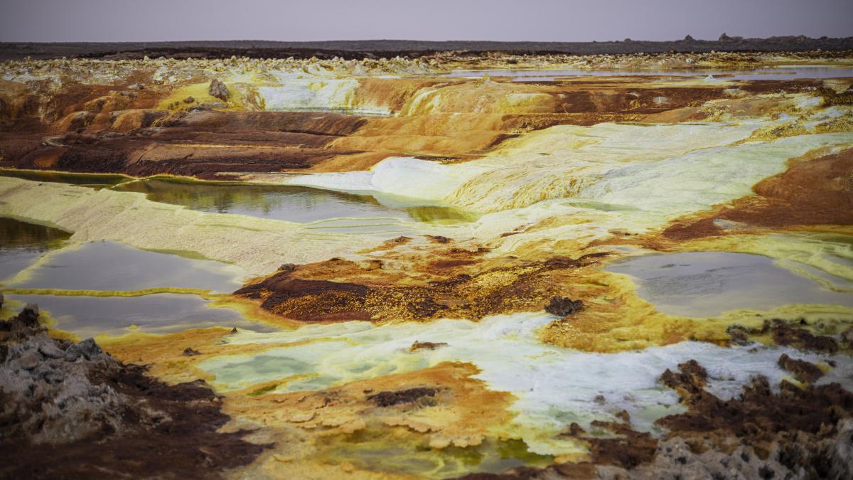 africa se destrama mai repede decat estimau oamenii de stiinta cu cat s a extins o fisura aparuta acum 20 de ani in etiopia