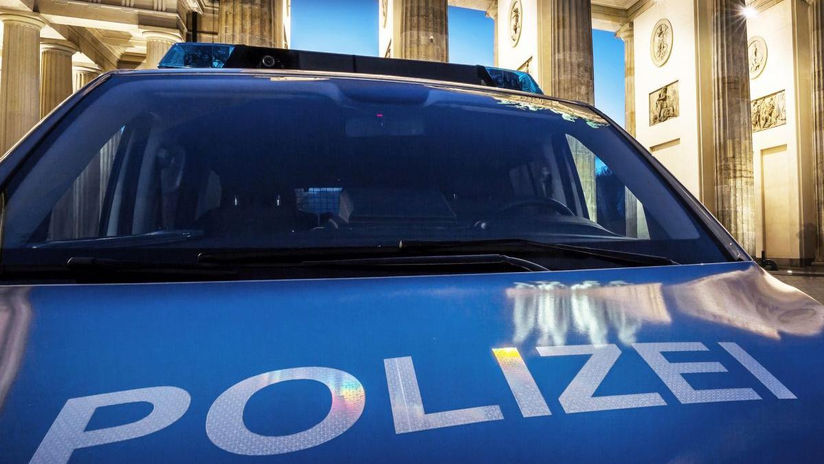 un roman este anchetat in germania pentru sabotaj in favoarea rusiei impreuna cu acolitii sai ar fi vandalizat sute de masini