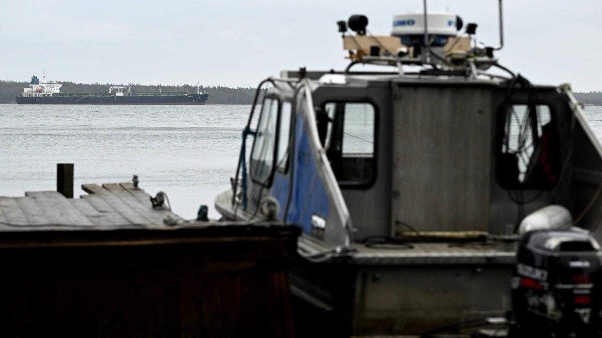 europa se pregateste de razboi impotriva flotei fantoma a rusiei masurile luate in calcul de europeni pentru a opri rusia