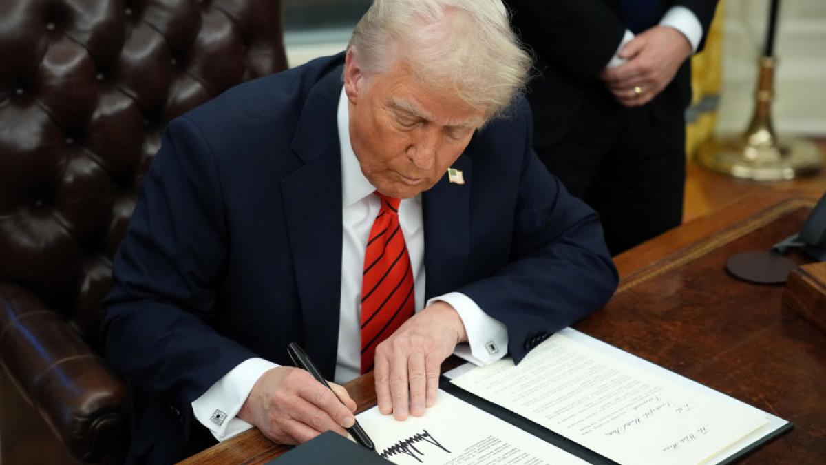 tarifele lui trump afecteaza piete globale cotatia aluminiului a scazut pentru a doua zi consecutiv