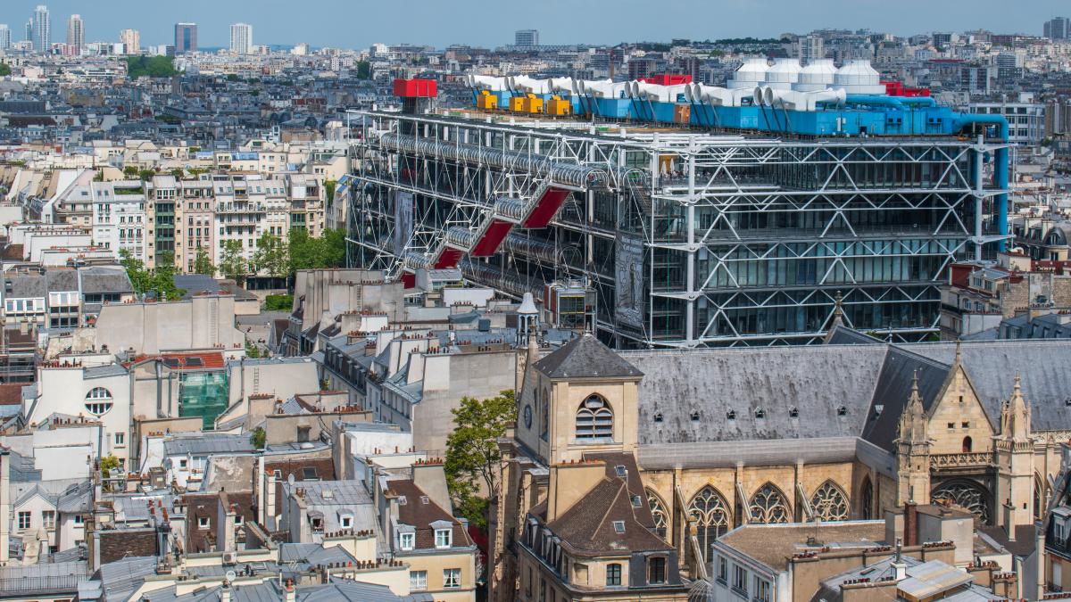 una dintre cele mai populare atractii din paris se inchide pentru 5 ani unii spun ca este o greseala majora