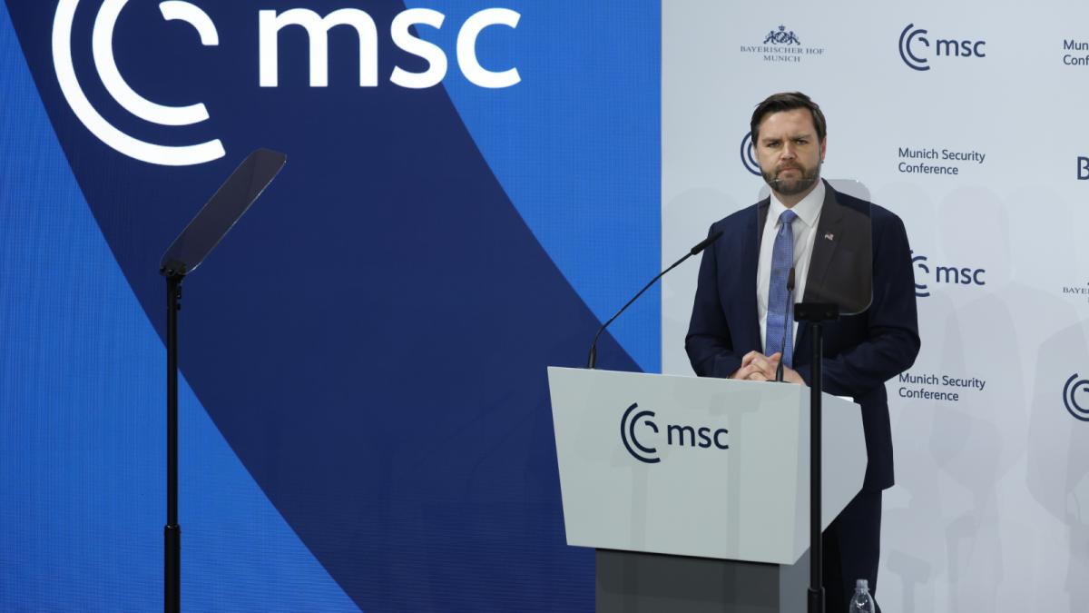 jd vance i a socat pe liderii ue cu discursul sau de la munchen n a ras nimeni la gluma sa cu greta thunberg