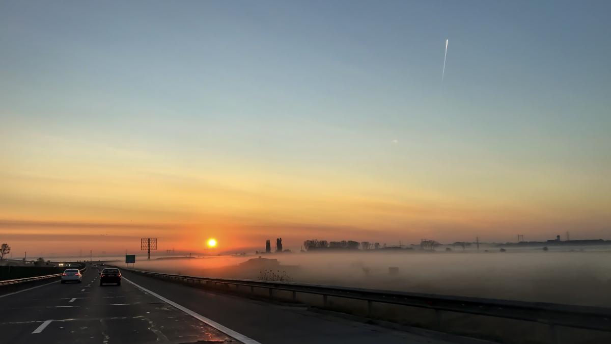 peisaj de pe autostrada a2