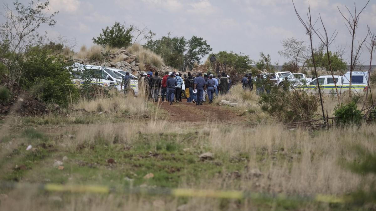 cel putin 48 de persoane majoritatea femei au murit intr o mina de aur ilegala din mali cum s a produs tragedia