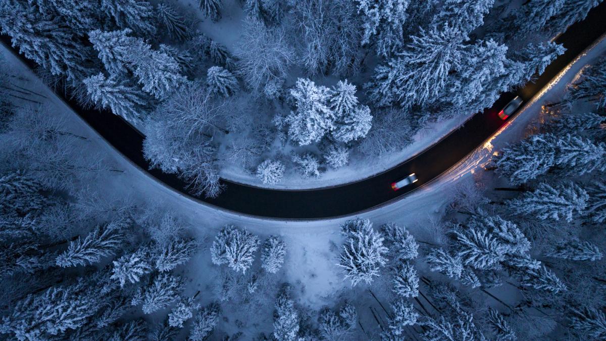 cnair anunt pentru soferi nu avem drumuri inchise sau restrictionate din cauza ninsorii utilajele patruleaza permanent