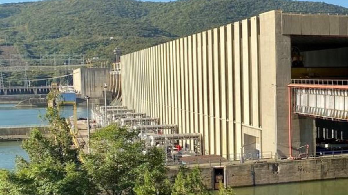 hidroelectrica a facut lucrari de mentenanta de 55 de milioane de lei la hidroagregatul de la portile de fier