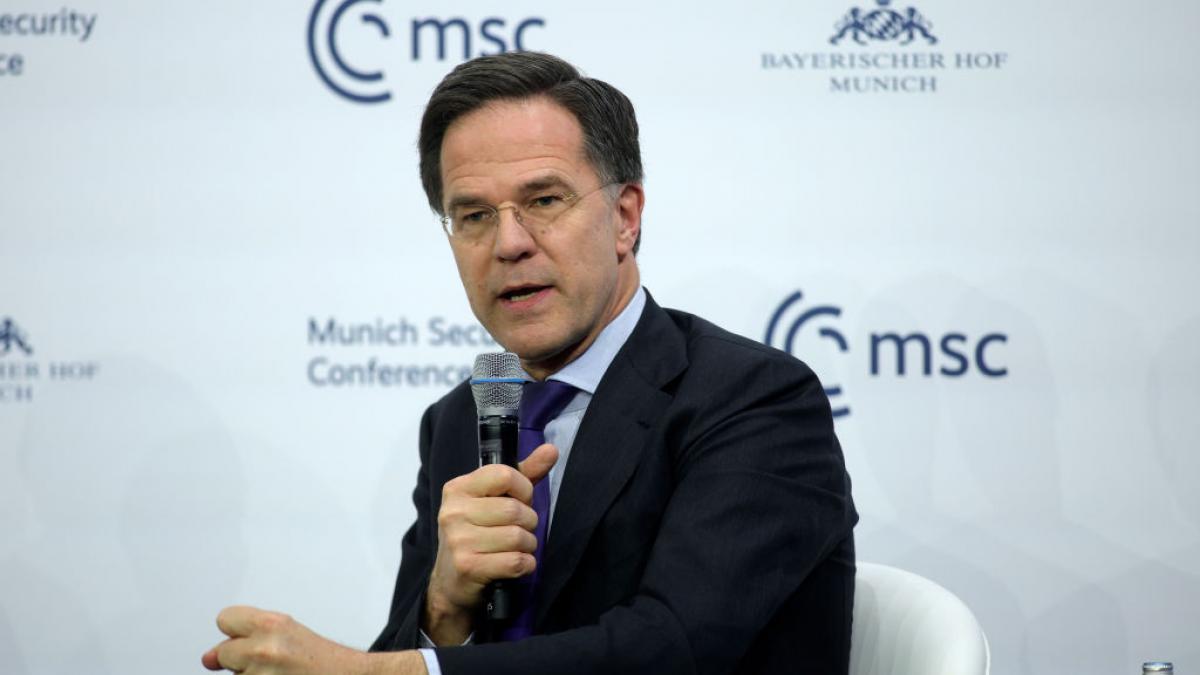 mark rutte le transmite aliatilor europeni sa plateasca atunci cand le o cere daca nu o sa va sune trump