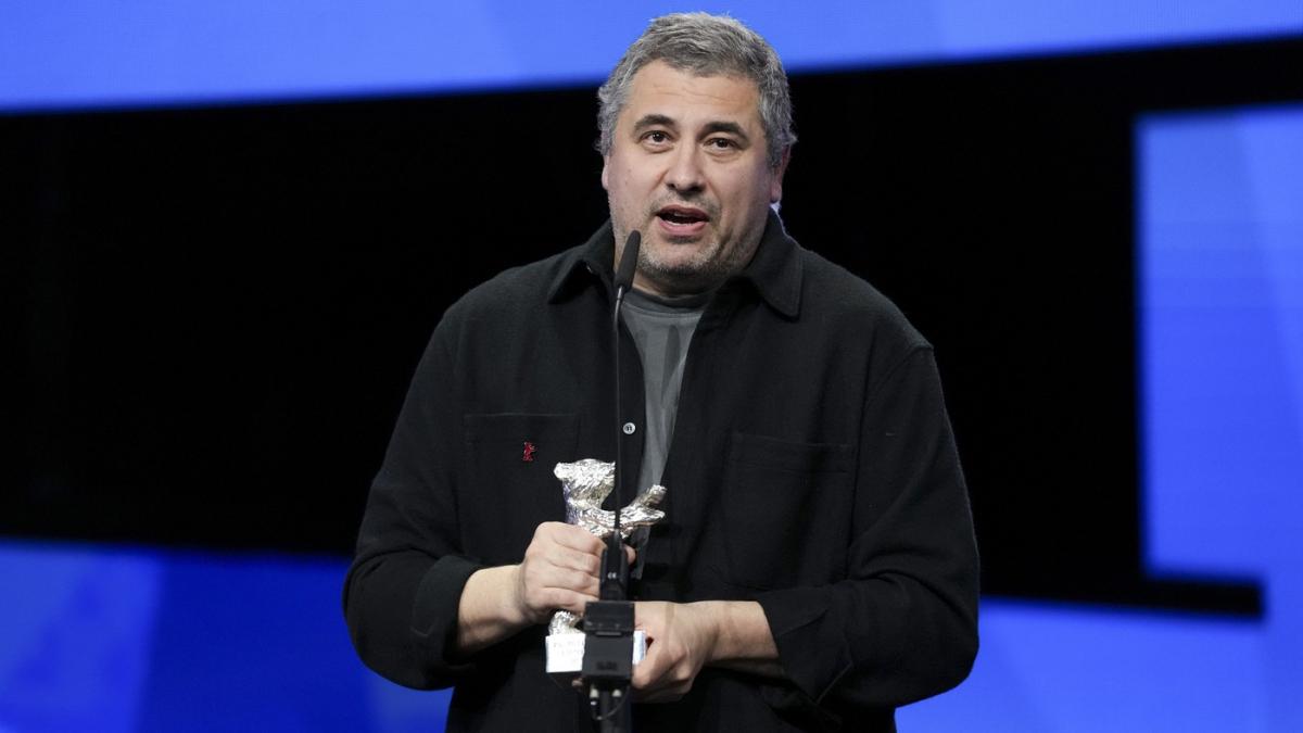 cineastul radu jude a castigat un urs de argint pentru scenariul filmului kontinental 25 la berlinala 2025