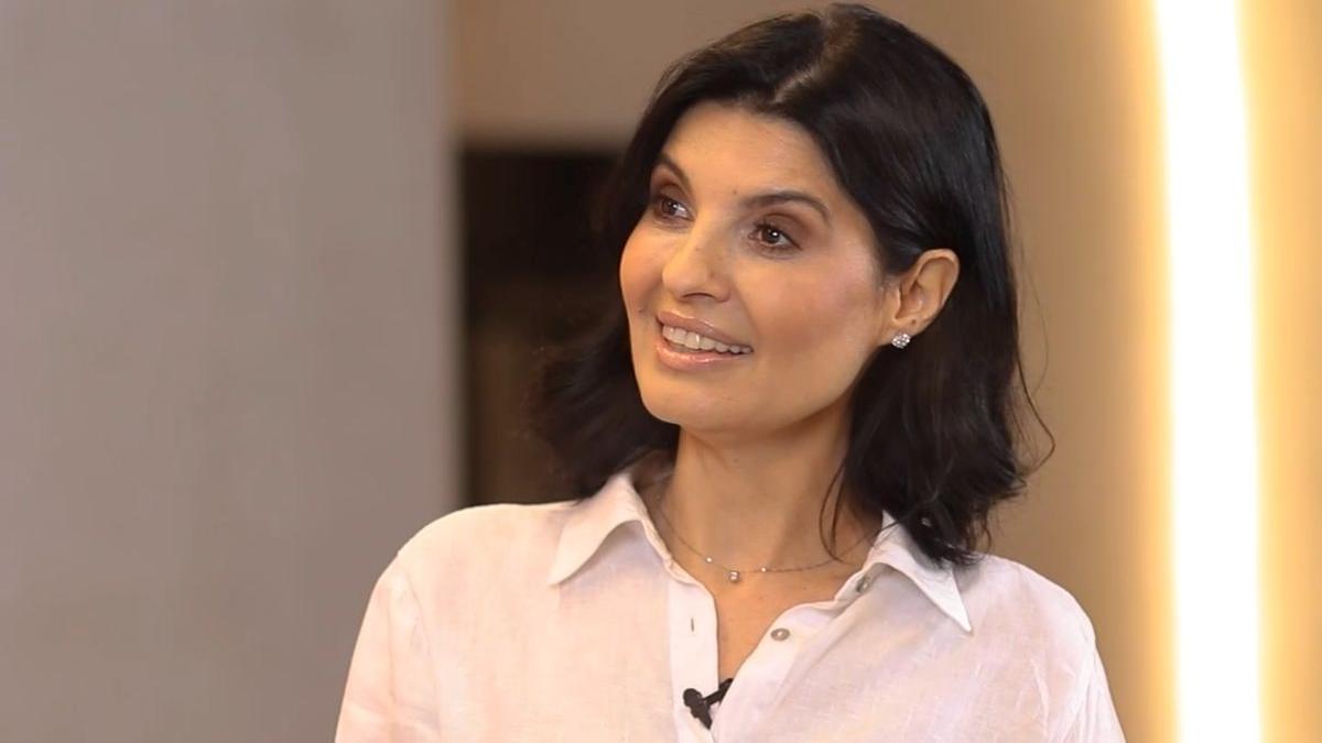 lavinia sandru multi dintre politicienii romani si au facut o cariera din sluga