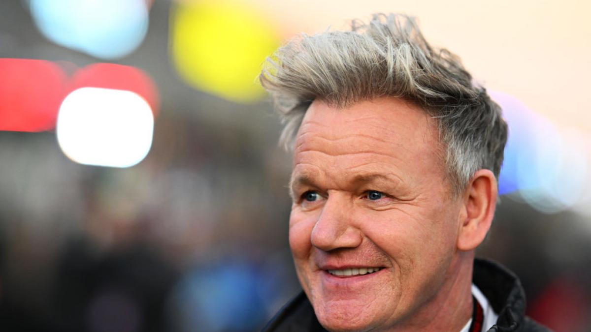 statuetele pisici din cel mai nou restaurant al lui gordon ramsay se fura ca painea calda