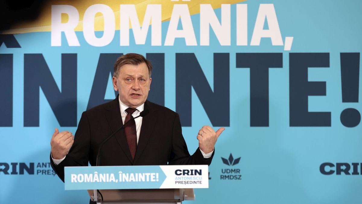 crin antonescu inteleg ca trump vrea sa fie un peace maker sper ca va fi si un peace keeper care sa apere pacea mondiala