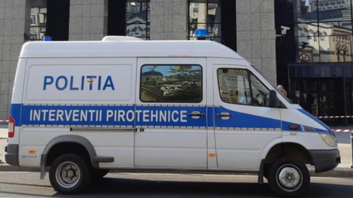 panica in sectorul 2 al capitalei un barbat a gasit o grenada in mijlocul strazii
