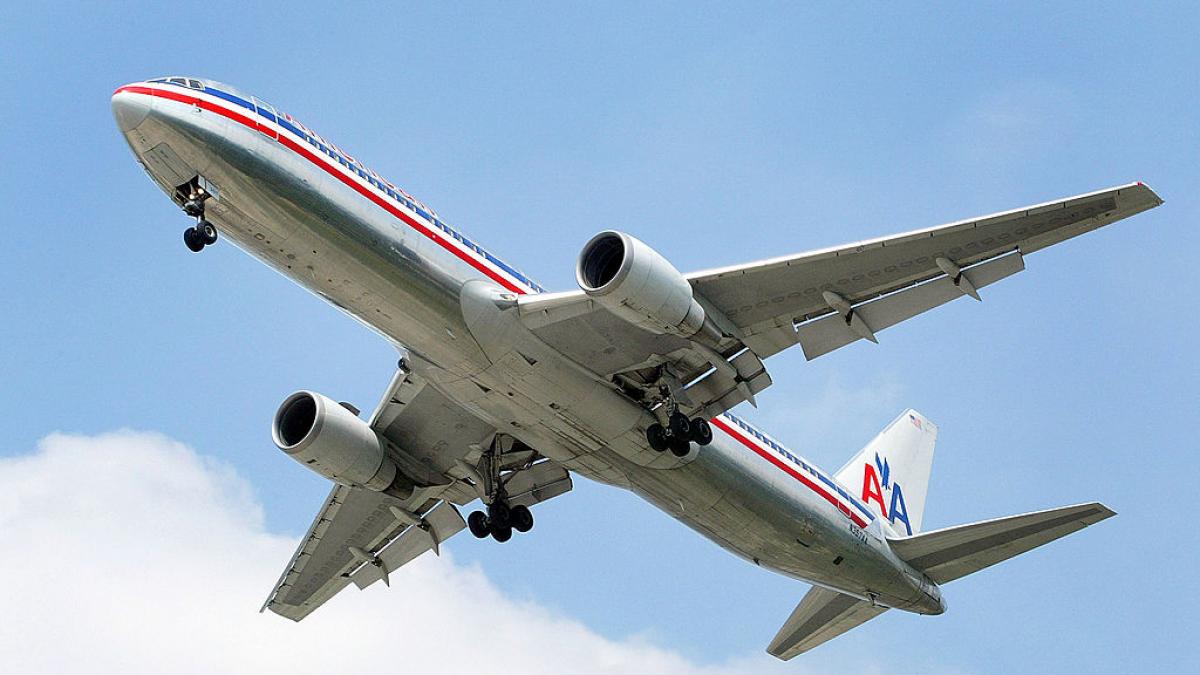 un avion al companiei american airlines a aterizat de urgenta la roma dupa o amenintare cu bomba