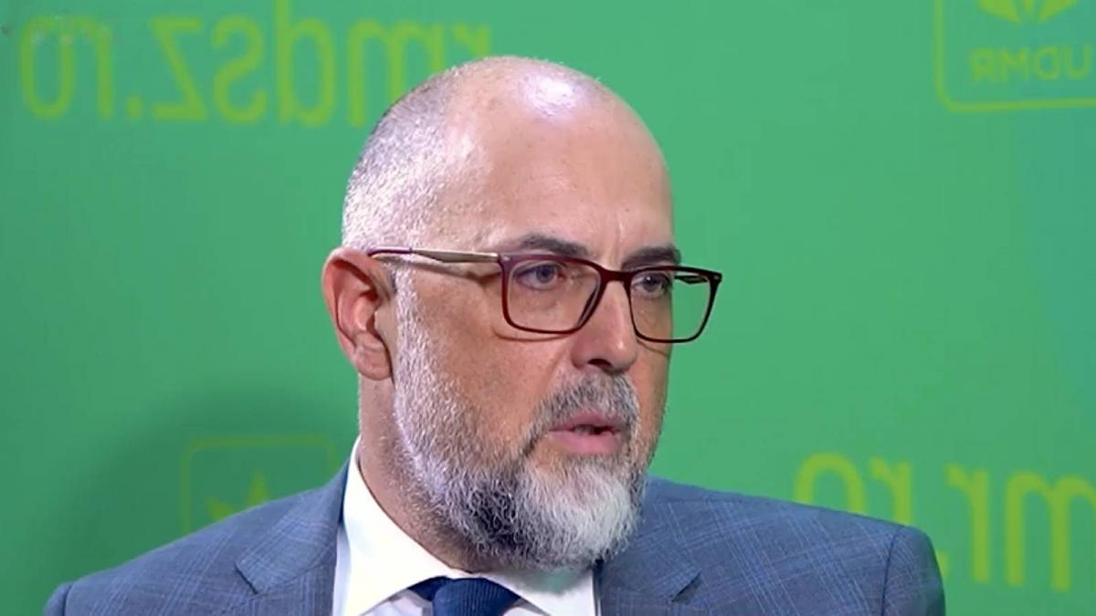 kelemen hunor de ani de zile facem politica externa a functionarilor din mae politica externa trebuie facuta de politicieni