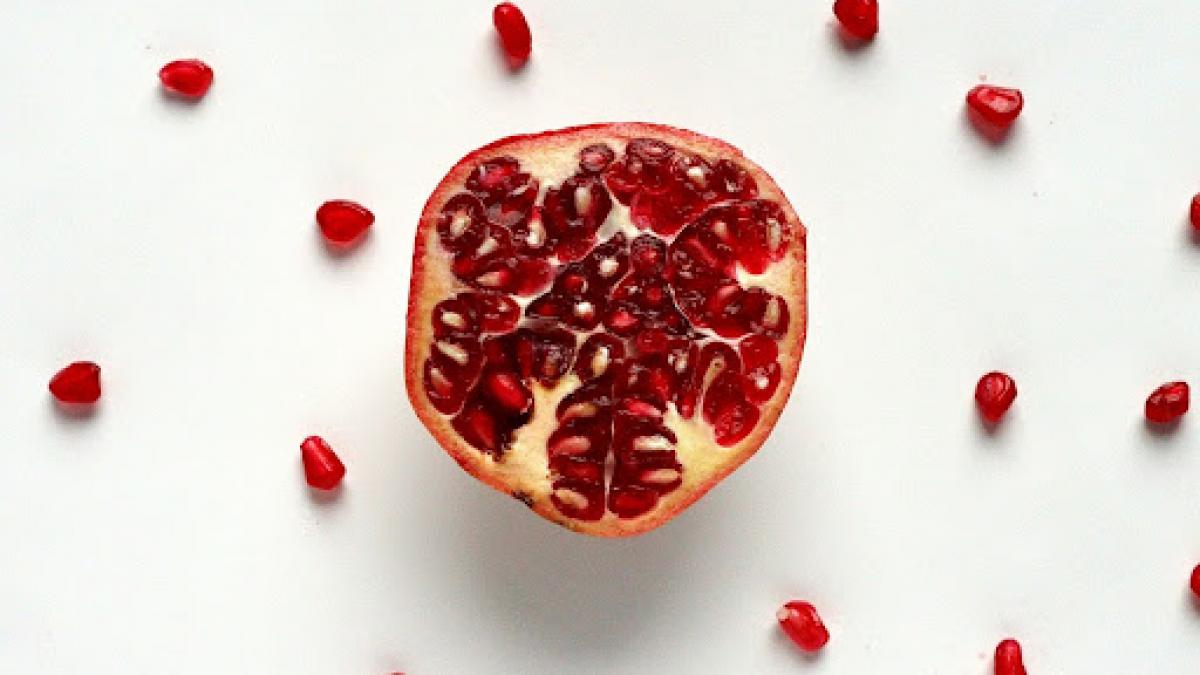 rodia un fruct de baza in dietele vegetariene ce au in comun rodia si carnea