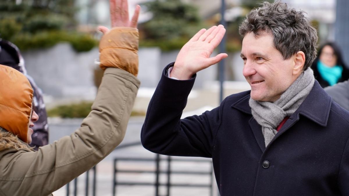 sondaj pentru alegerile prezidentiale 2025 nicusor dan ar fi ales presedinte daca romanii ar vota la turul doi duminica viitoare