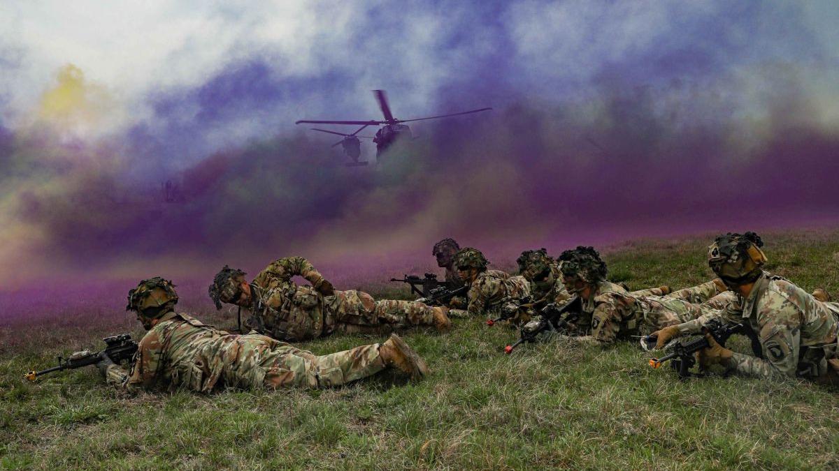 legea privind misiunile militare in romania pe timp de pace adoptata de parlament pot a cerut scoaterea de pe ordinea de zi