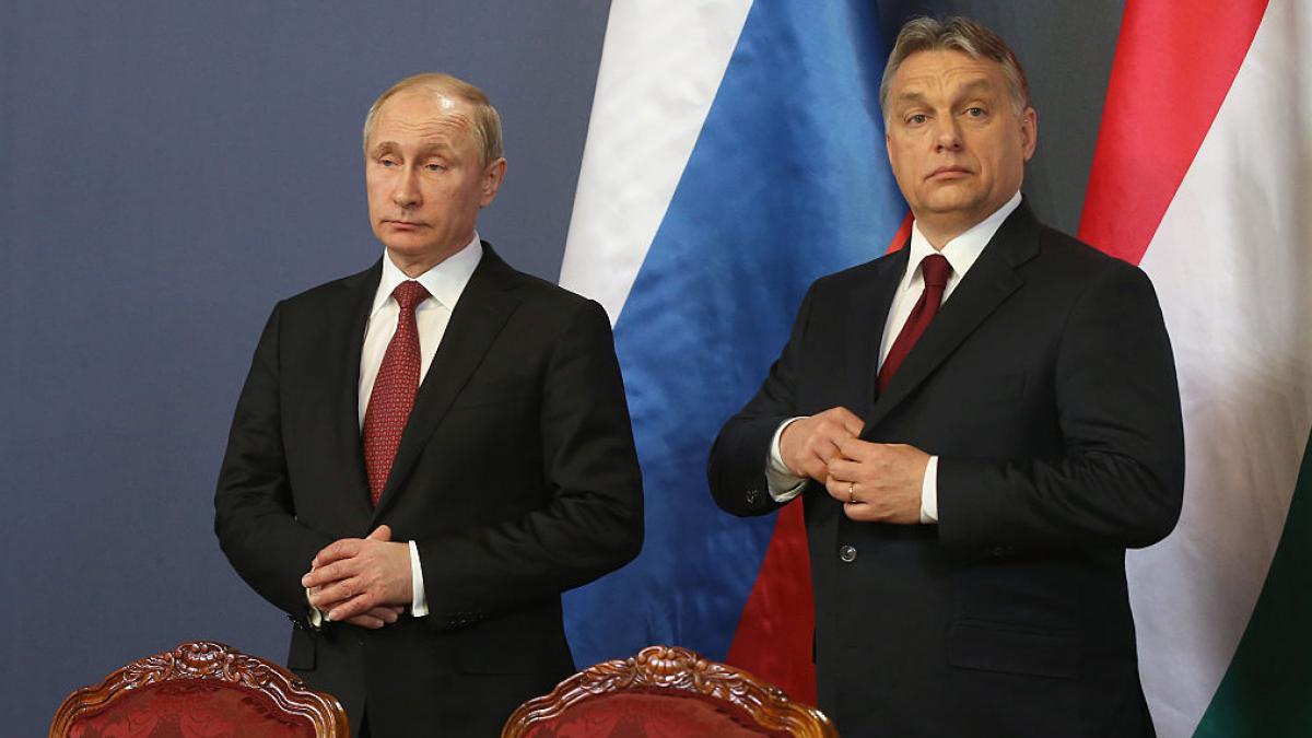 vladimir putin a aparut cu o cicarice misterioasa pe frunte la forumul tehnologiilor viitorului din moscova