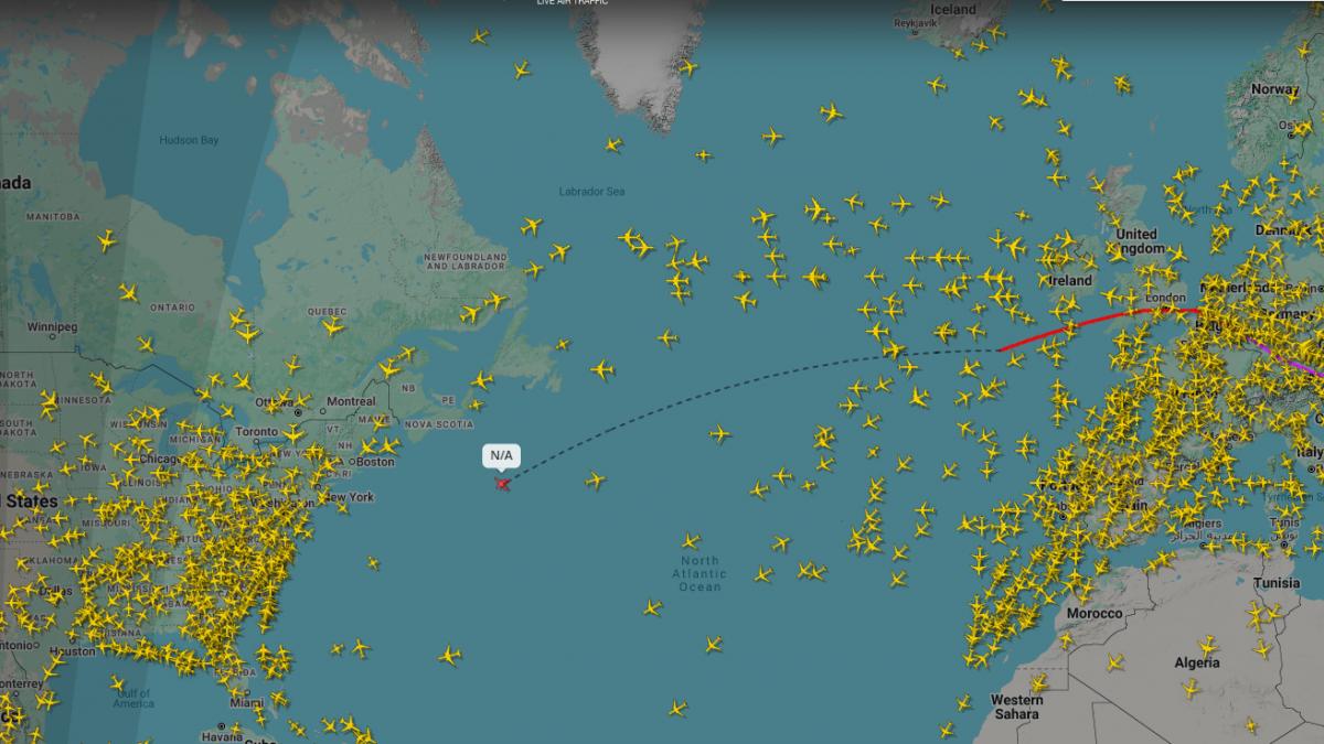 cel mai urmarit zbor 3 000 de oameni au stat cu ochii pe flight radar sa vada cand ajung fratii tate in florida