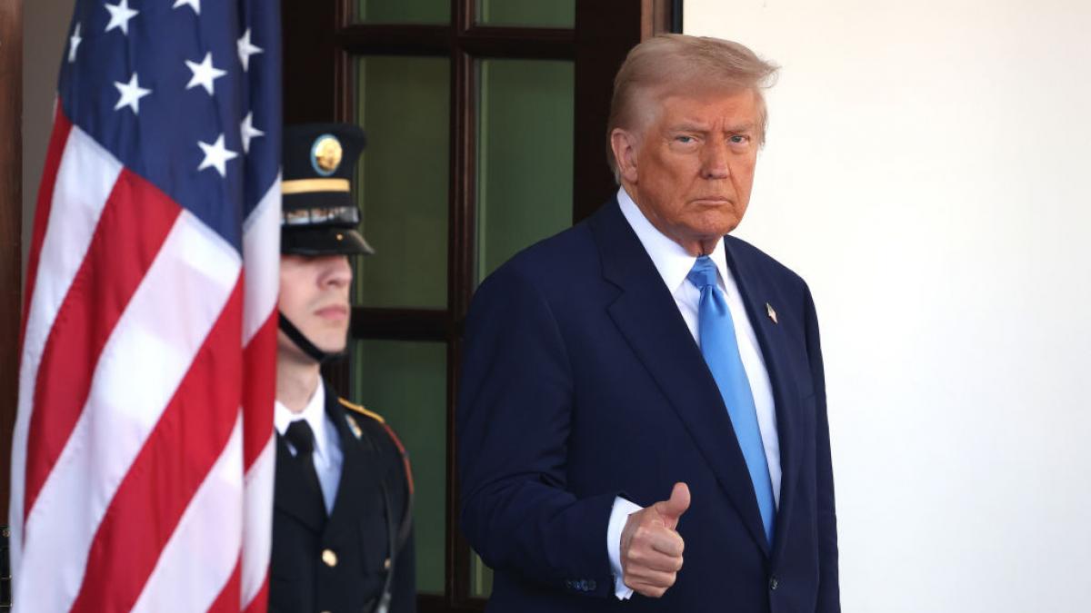 trump anunta ca aplica din 4 martie tarifele vamale pe care le amanase cu o zi inainte pentru 2 aprilie taxe de 25 pentru vecinii sua