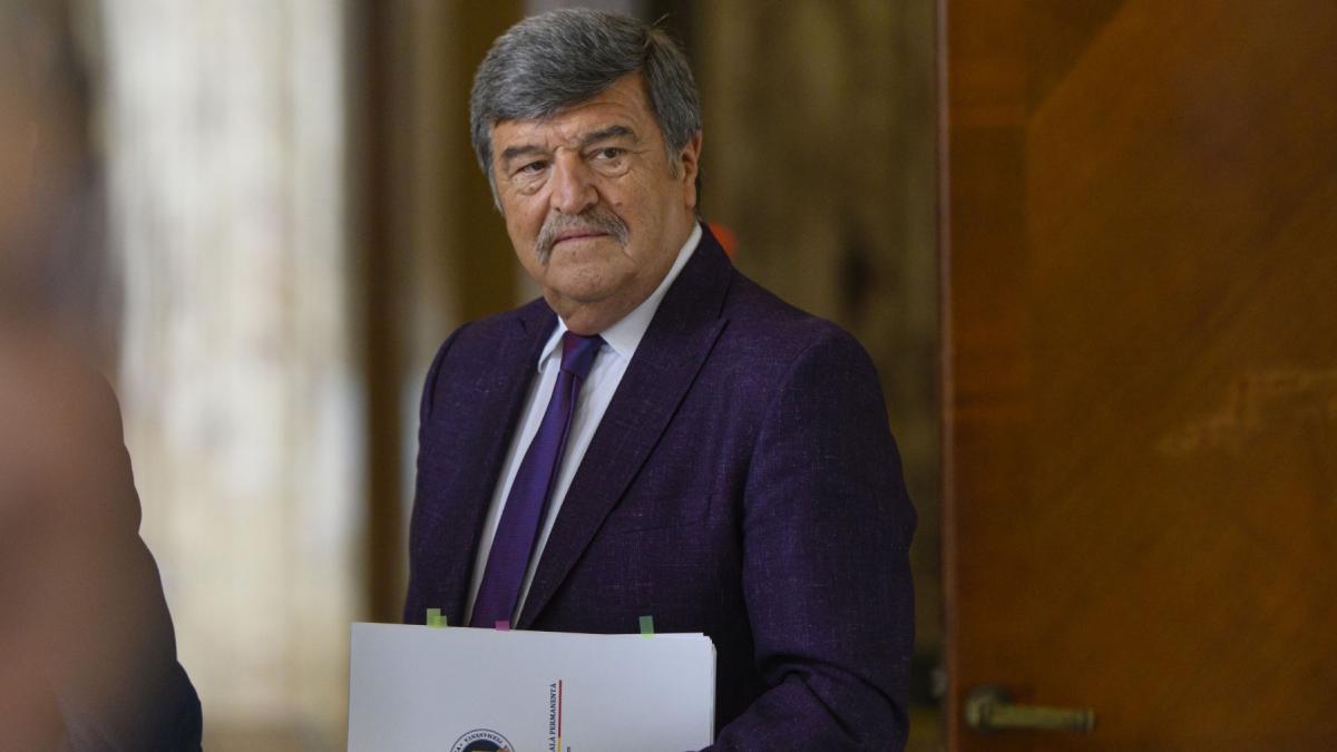 cererea de revocare a lui toni grebla din fruntea aep e discutata si votata azi in parlament