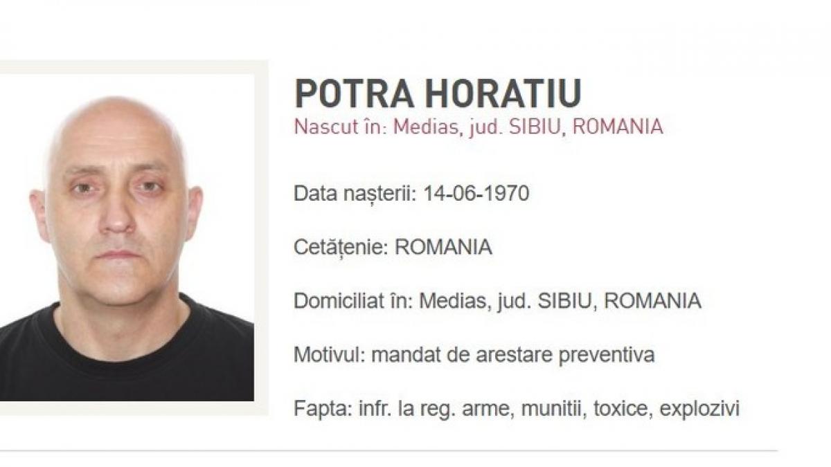 fotografiile lui horatiu potra a fiului si a unei rude au fost publicate pe site ul politiei ei au mandat de arestare si sunt cautati
