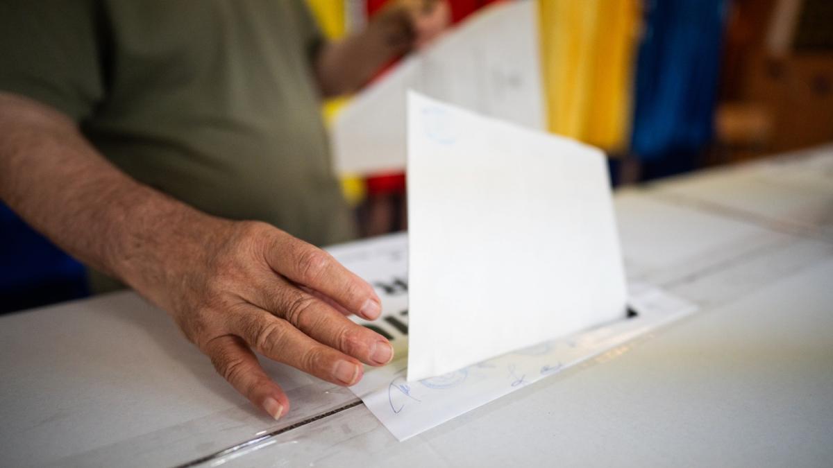 cati romani din diaspora s au inscris sa voteze prin corespondenta la alegerile prezidentiale termenul limita e 20 martie