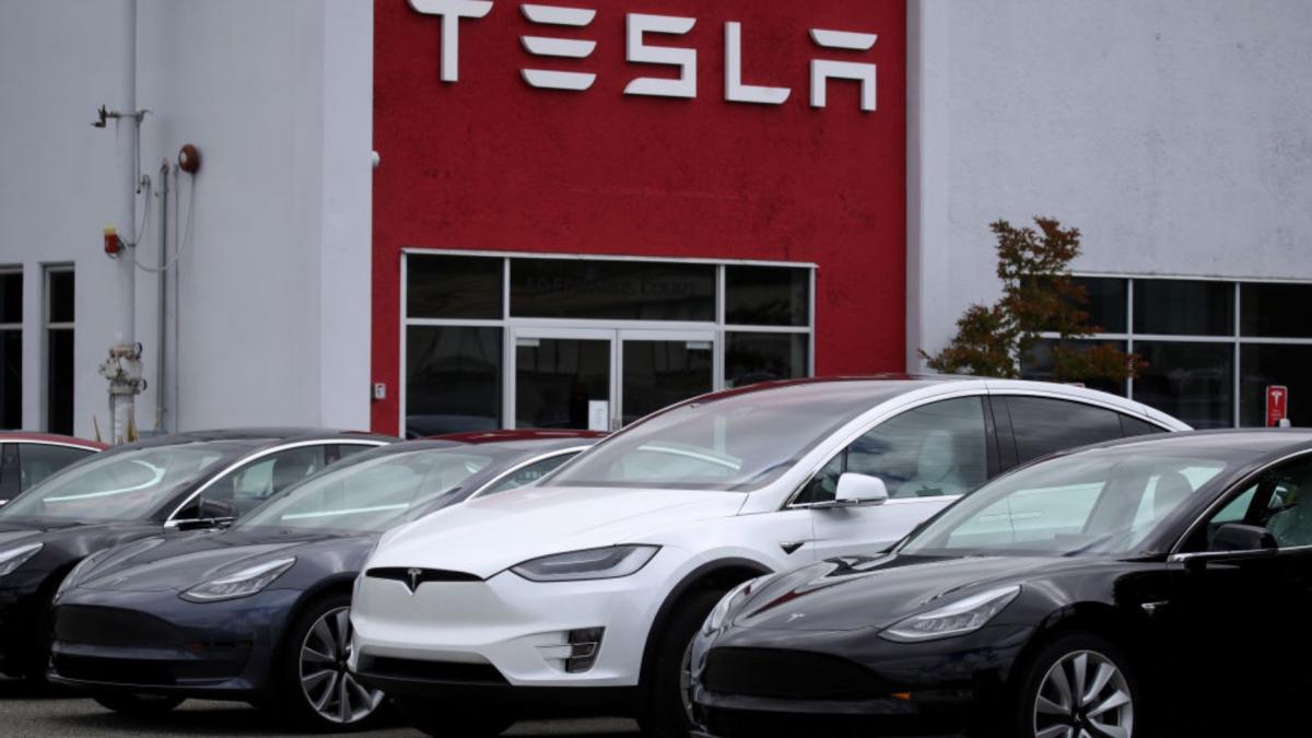 reprezentanta tesla masini