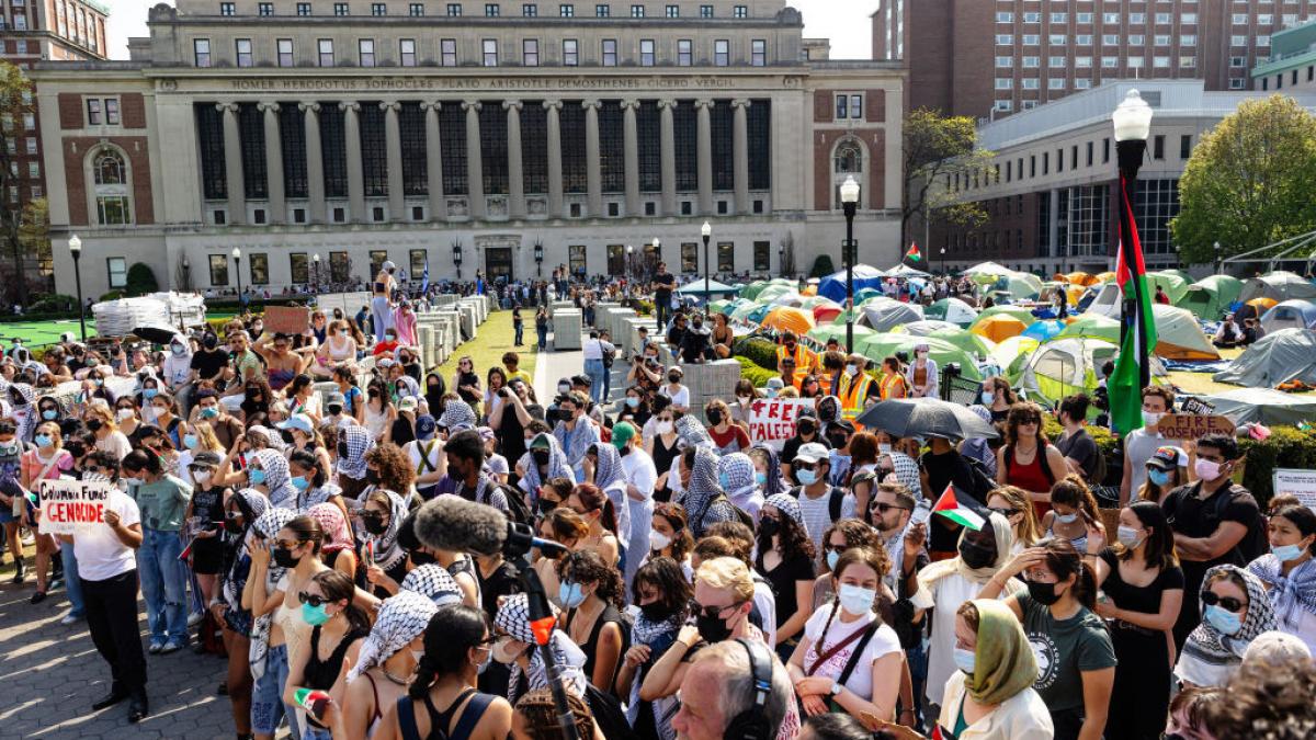 donald trump anunta ca va taia finantarea federala pentru universitatile care permit manifestatii ilegale