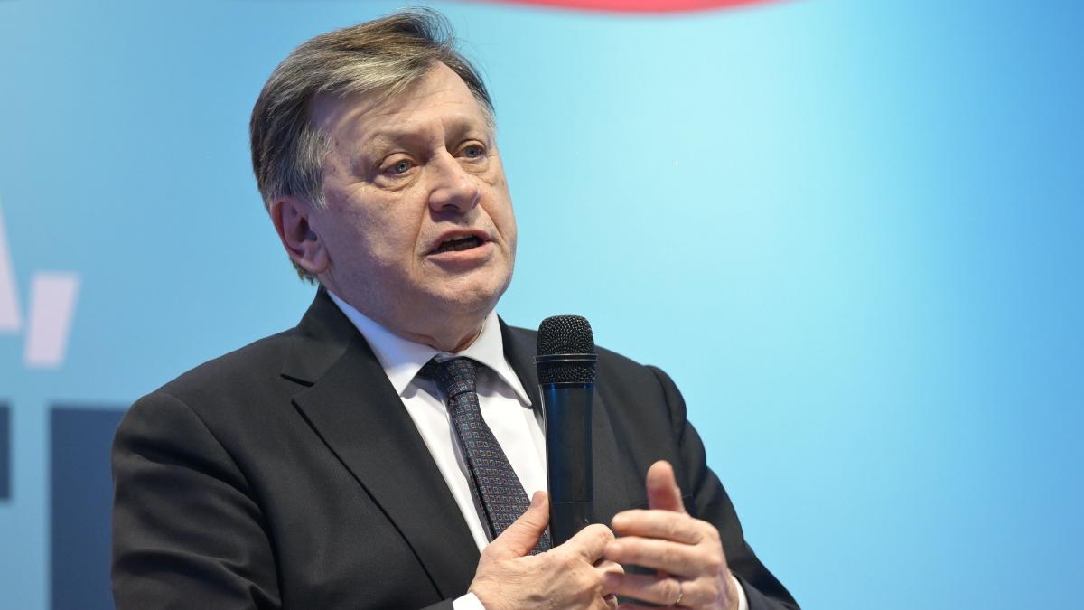 ce spune crin antonescu despre o protectie nucleara din partea frantei romania trebuia sa aiba toate usile deschise