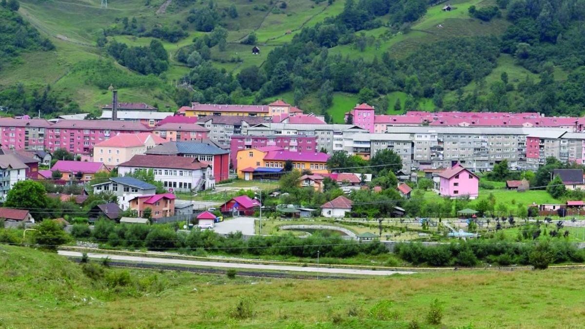 orasul din romania unde se construieste prima fabrica de componente pentru industria energiei verzi apar zeci de locuri de munca noi