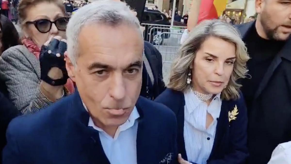 calin georgescu si a depus candidatura pentru alegerile prezidentiale 2025 aur si pot au strans pentru el peste 324 000 de semnaturi