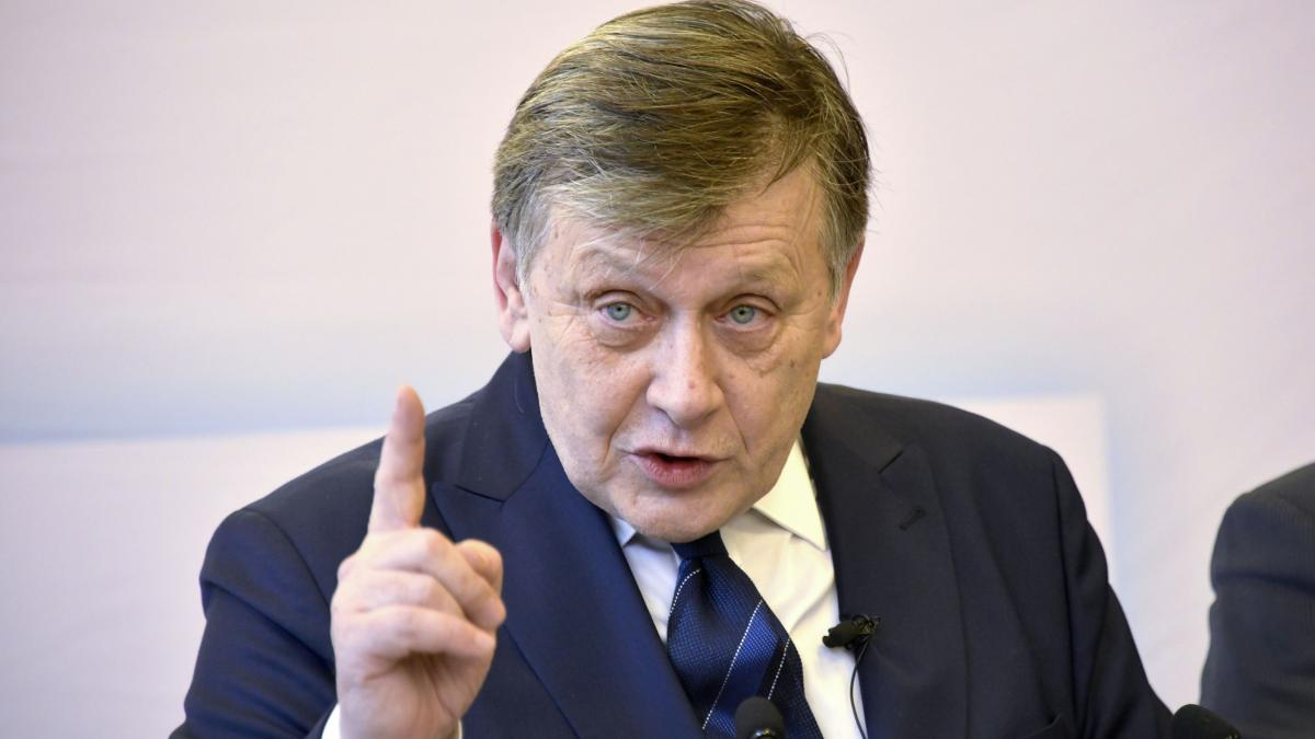 crin antonescu neaga ca ar avea o intelegere cu psd sa ramana ciolacu premier daca iese presedinte nu mi s a pus o astfel de conditie
