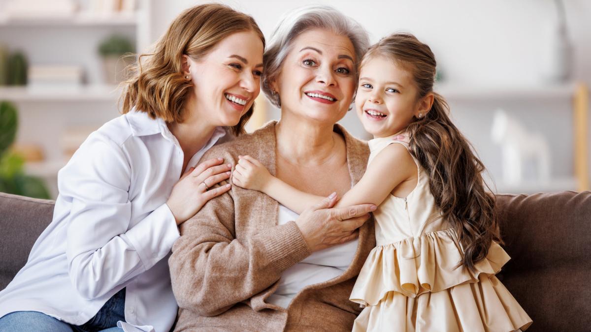 mesaje de 8 martie pentru mama sotie sora sau bunica urari pentru toate femeile din viata ta