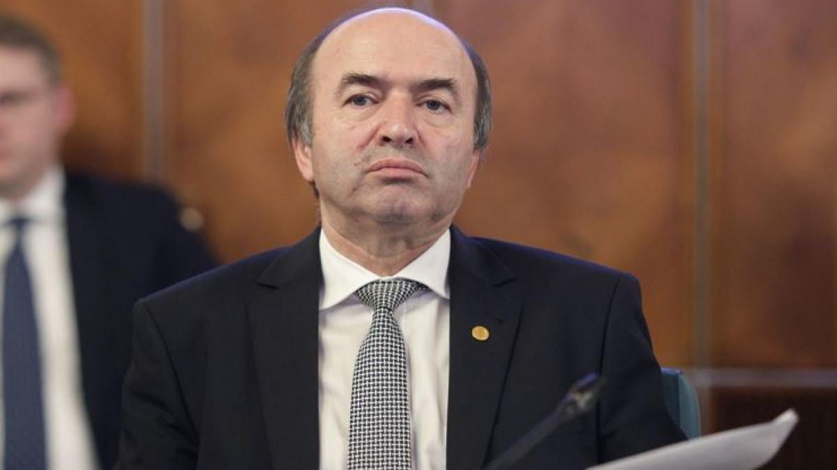 tudorel toader despre candidatura lui georgescu ccr nu se raporteaza la procedura penala ci la constitutie avem precedentul sosoaca