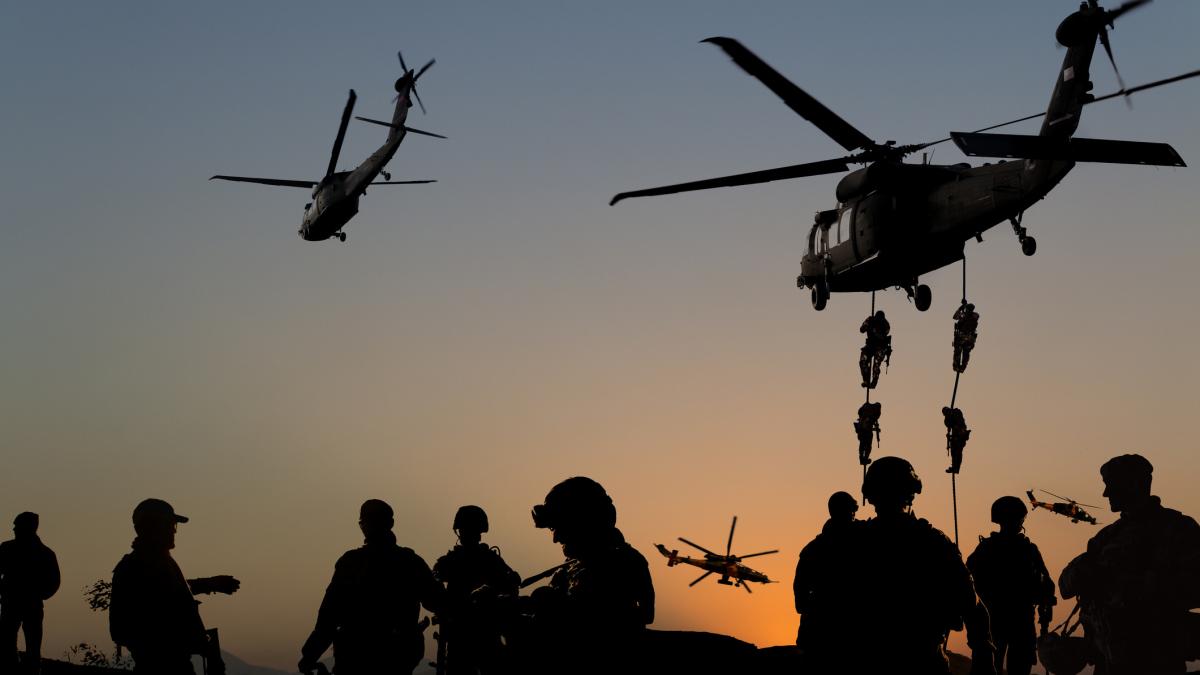 donald trump vrea sa retraga militarii americani din germania o parte ar urma sa ajunga in ungaria unde vor fi desfasurati ceilalti