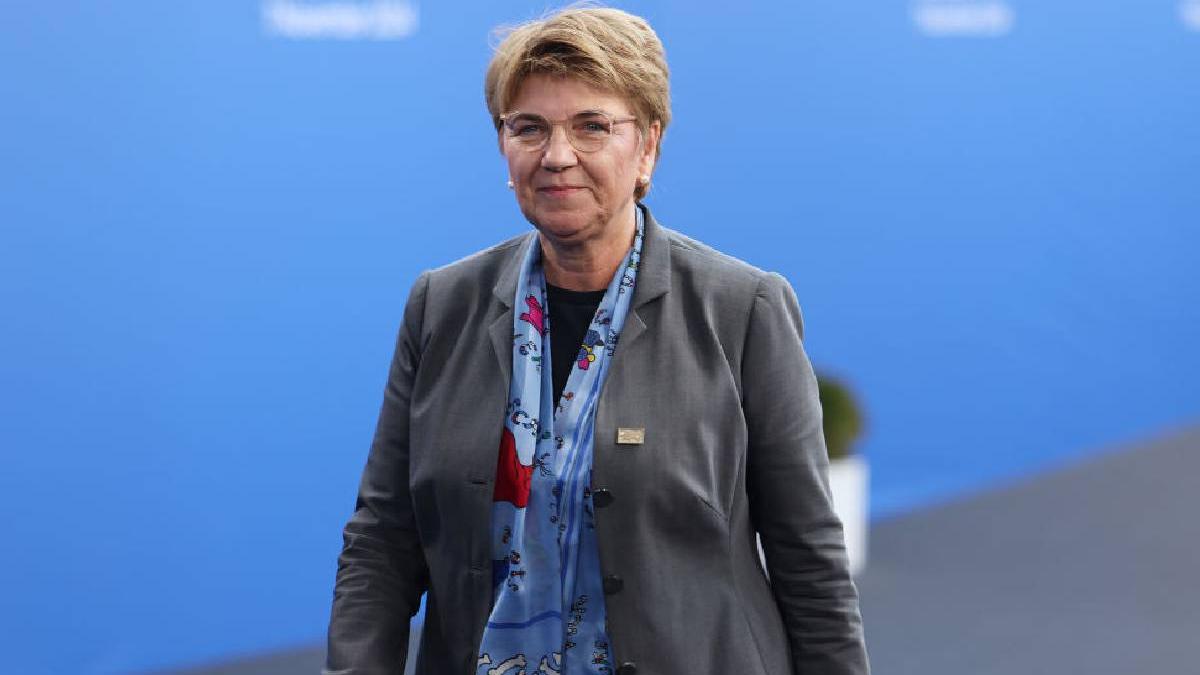 ministrul apararii din elvetia securitatea elvetiei este strans legata de cea a europei