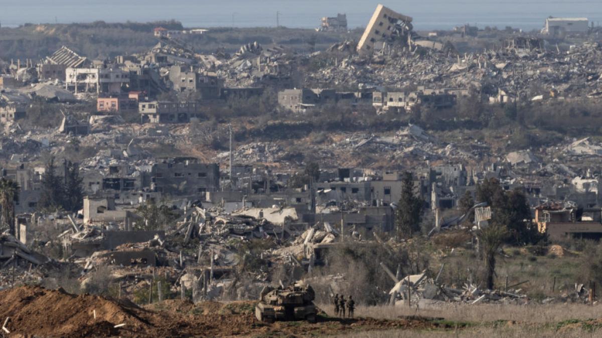 hamas vrea negocierea celei de a doua faze a armistitiului din gaza israelul trimite o delegatie la doha