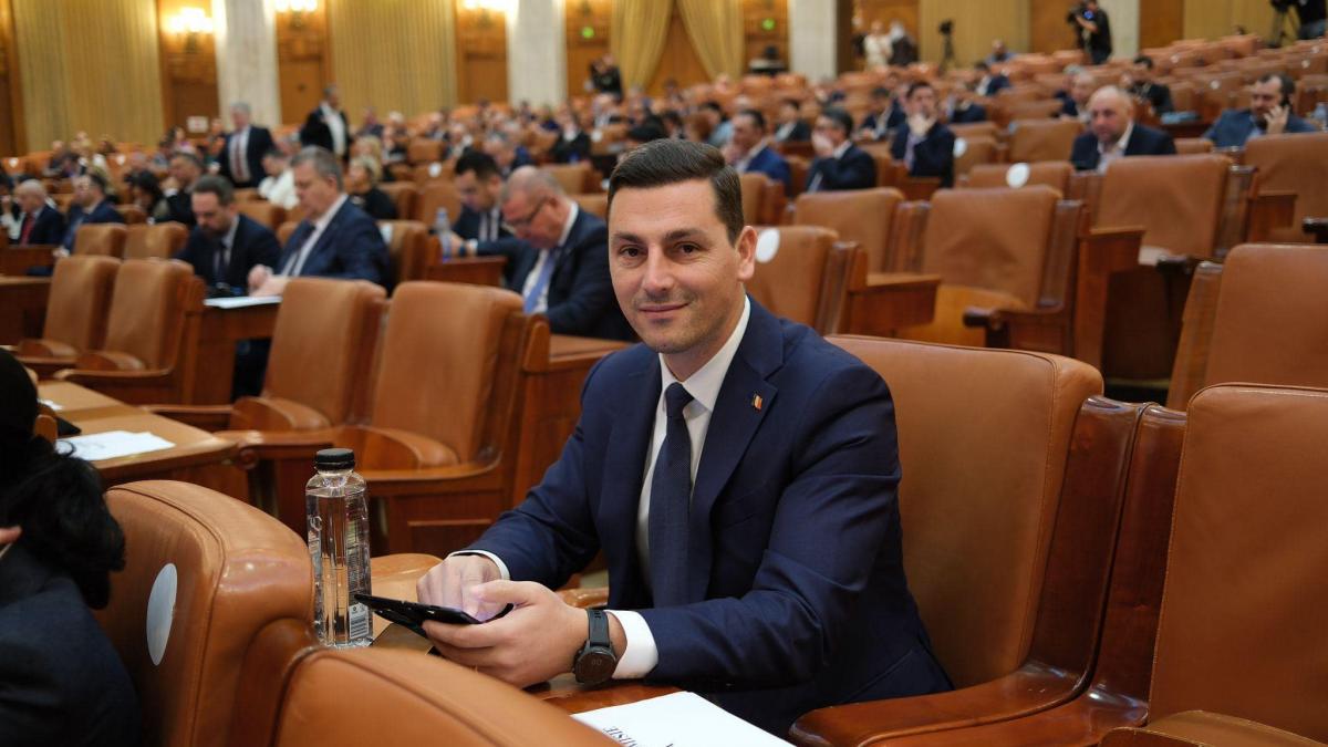 ionel bogdan i a scris pe x lui musk despre credintele anti americane si conspirationiste ale lui calin georgescu