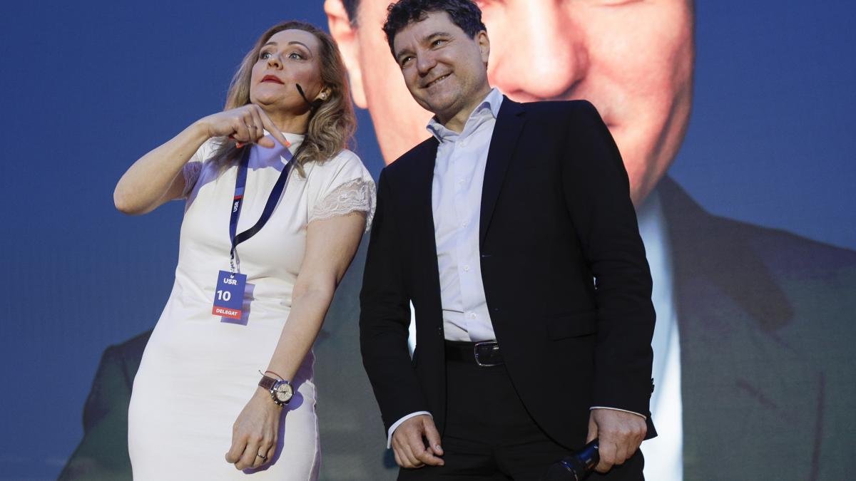 elena lasconi sau nicusor dan discutii in usr cu cine sa se mearga mai departe am primit semnale sa ramana unul singur