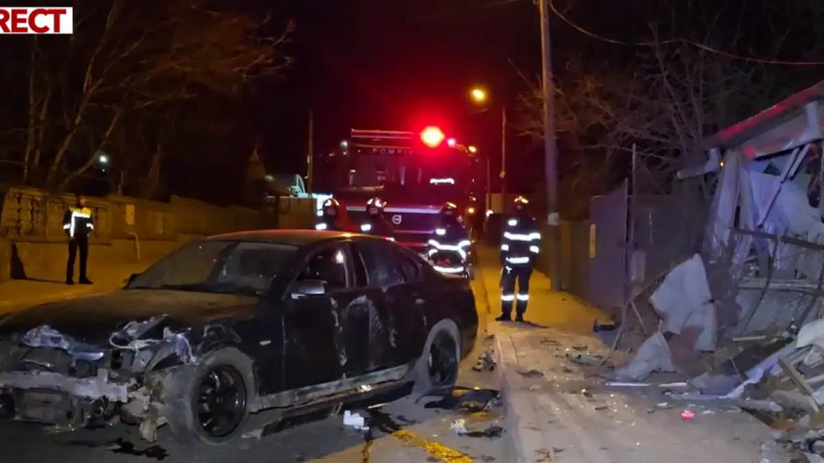 accident grav in botosani o soferita beata care circula si fara itp a intrat cu masina intr o casa am auzit o bubuitura