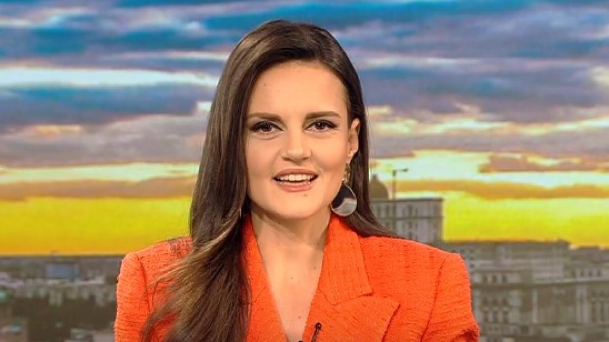 aneimaria sau anamariei care este varianta corecta