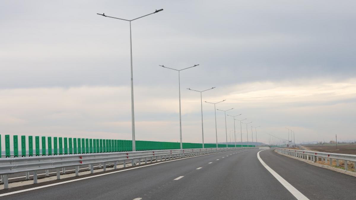 sorin grindeanu daca s ar alinia planetele in 2025 am putea ajunge la 300 km de autostrada si drum expres dati in folosinta