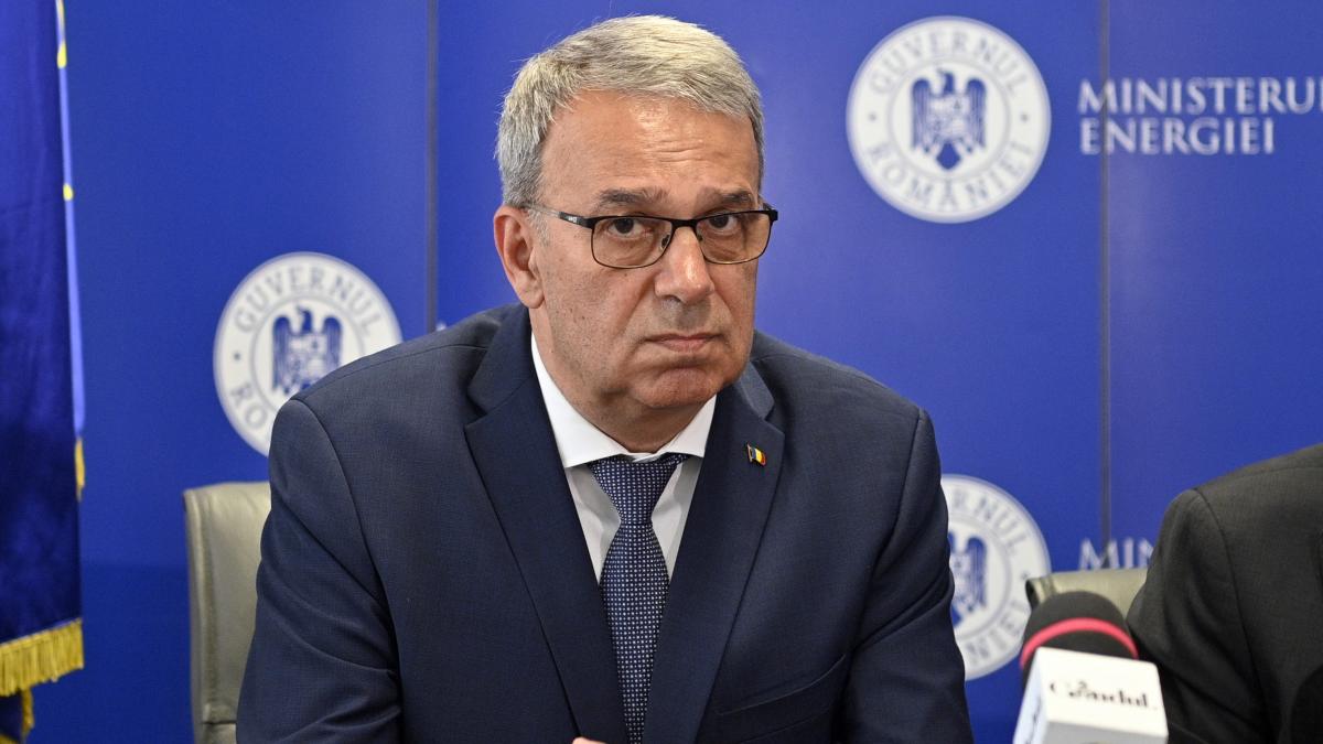usr incepe strangerea de semnaturi pentru demiterea primarului constantei vergil chitac orasul merita un primar cinstit si competent usr incepe strangerea de semnaturi pentru demiterea primarului constantei vergil chitac orasul merita un primar cinstit si competent